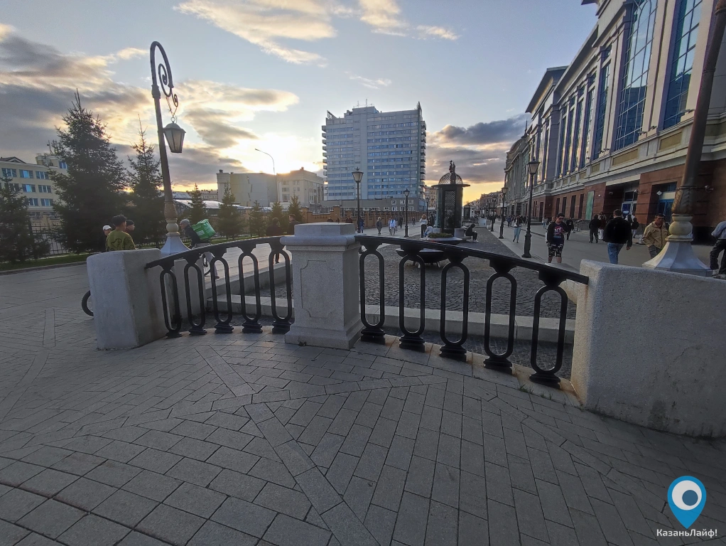 Мостик на улице Петербургская