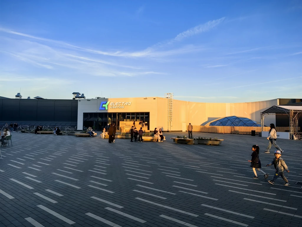 Татарская дискотека на крыше Kazanmall Татарская дискотека на крыше Kazanmall