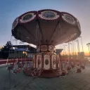 Карусель-качели на Кремлевской набережной 0