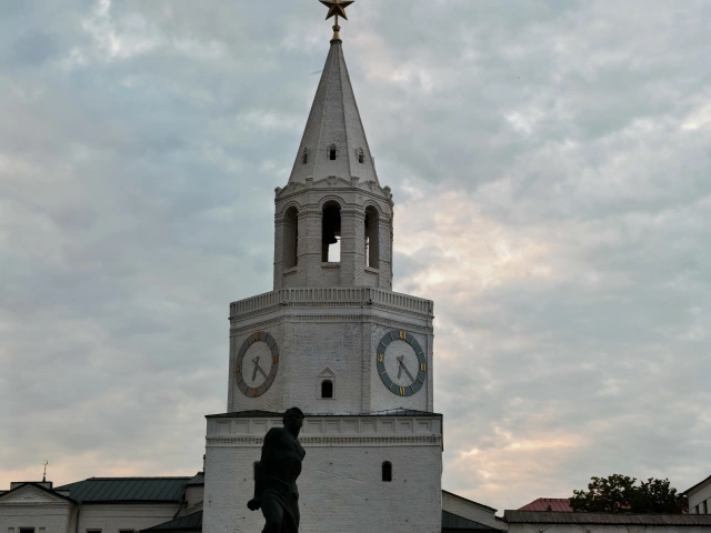 Спасская башня в Казанском Кремле