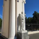 Колонны на входе в парк Крылья советов 1