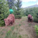 Скульптура Медведи возле центра занятости в Кукморе 1
