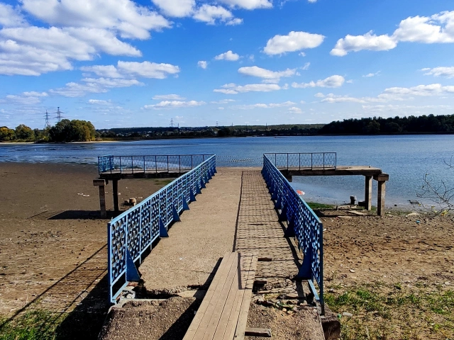 Пирс в парке Савиново