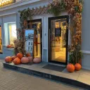 Осенняя фотозона с зеркалом и тыквами у бара 100dal 0