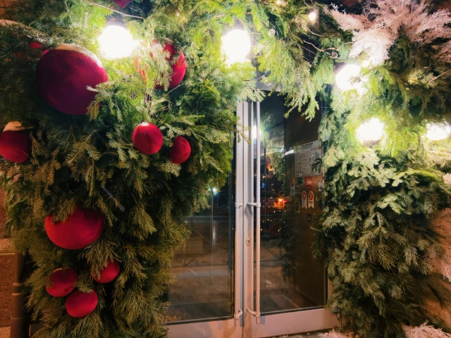 Фотозона ресторана Вирид Ярд