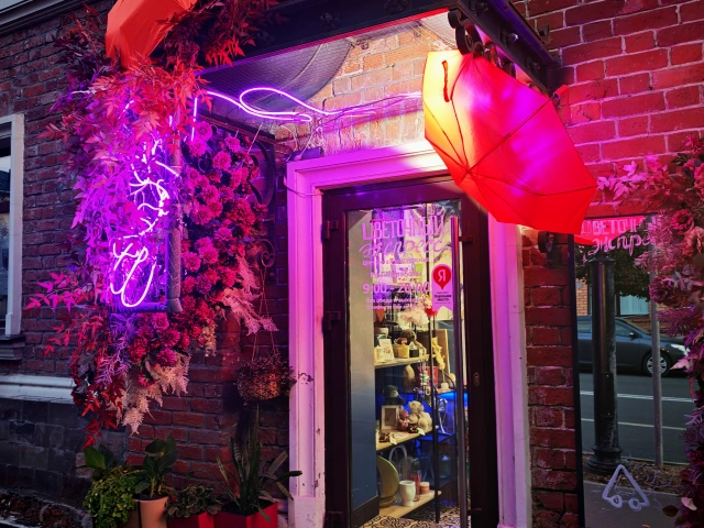 Осенняя декорация у Цветочный экспресс