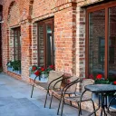 Замок из красного кирпича 4