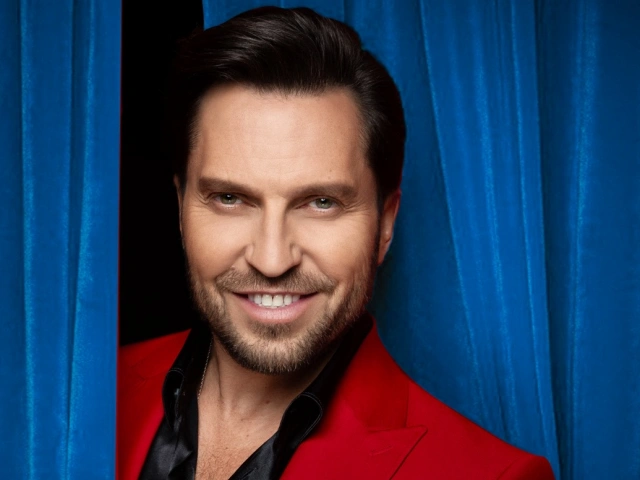 &laquo;Перетанцуй меня&raquo;: Артур Пирожков впервые в Казани!